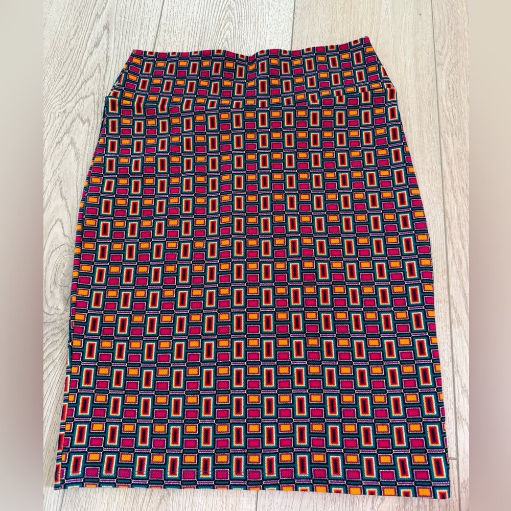 NWT Lularoe Cassie Skirt Medium Rainbow Rectangle Pencil Stretch Elastic Waist